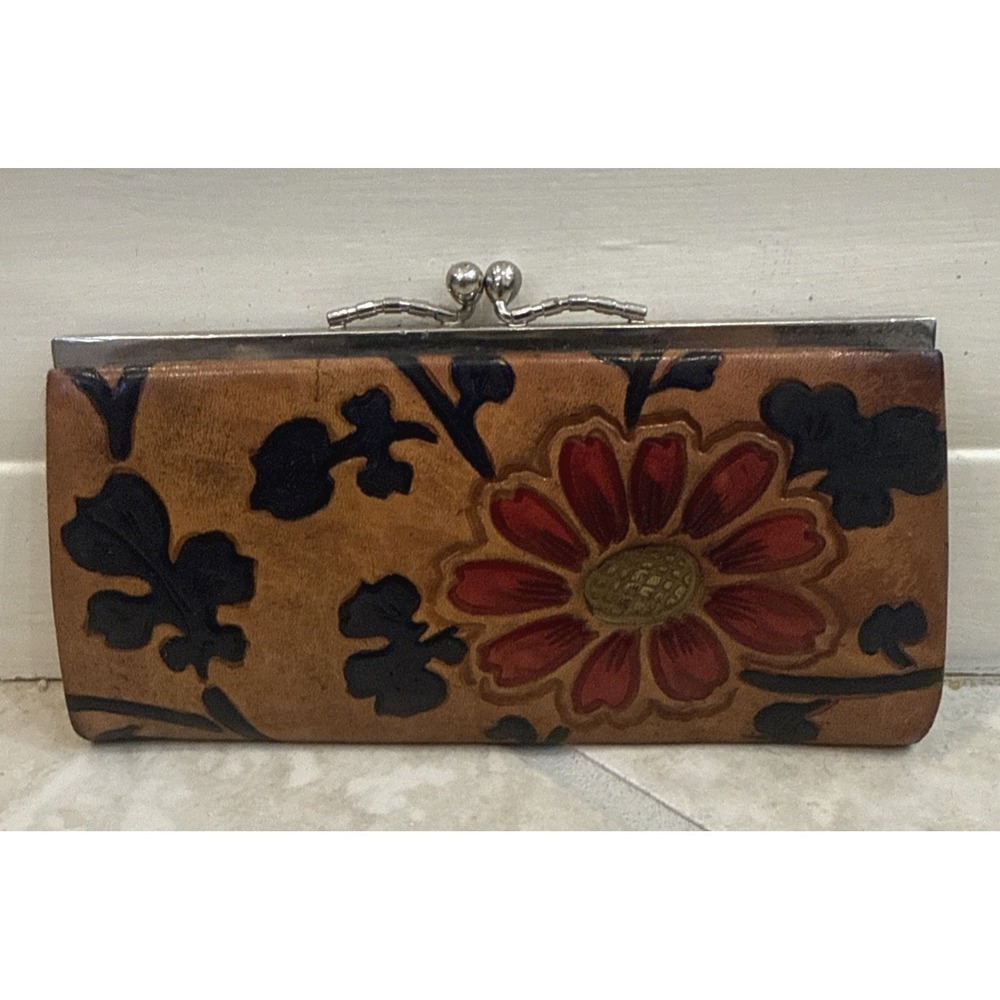 Vintage Tooled leather wallet womens  kiss lock Divided coin Purse Boho Hippie